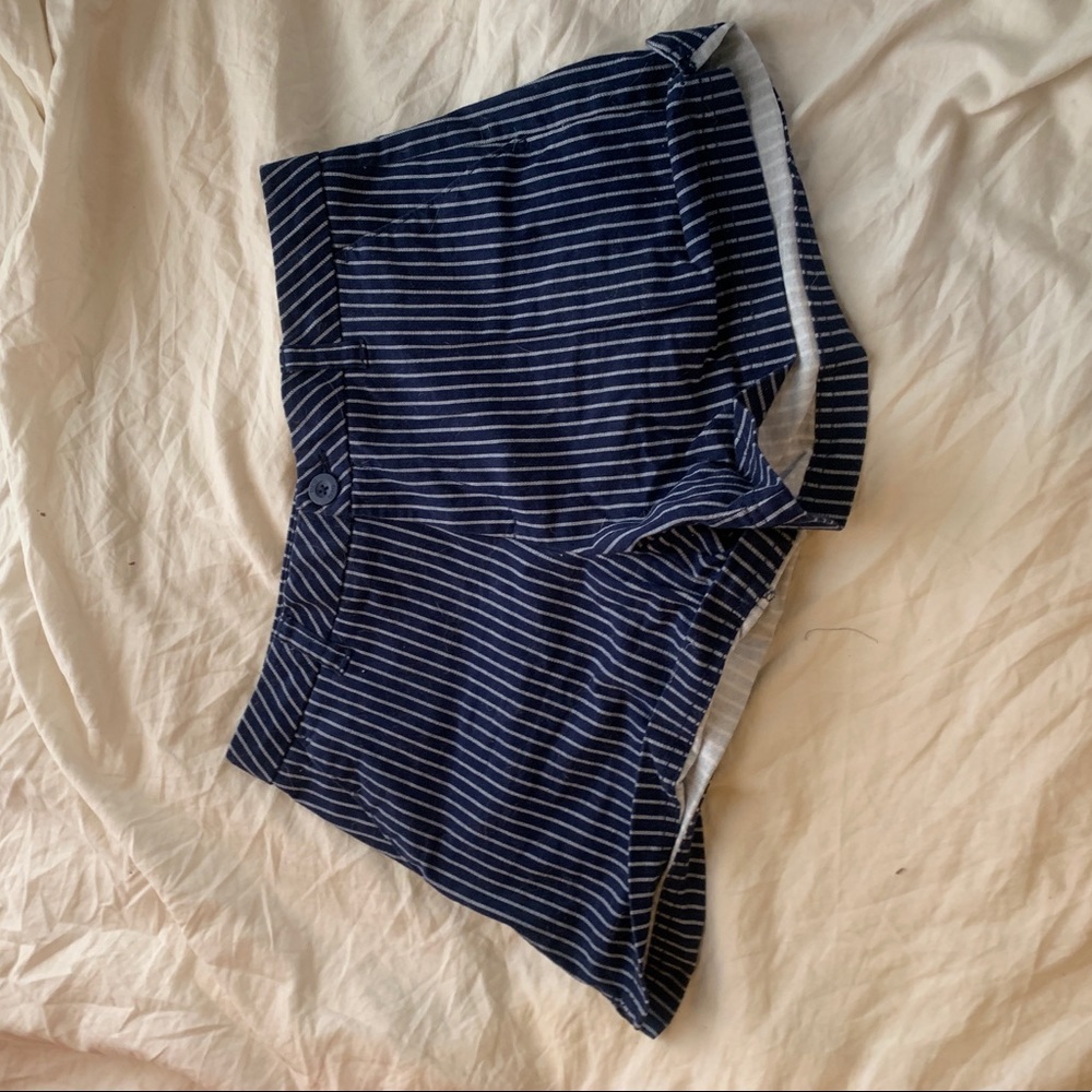 Patterned shorts